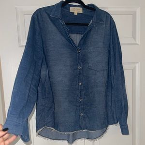 Cloth & Stone Anthropologie distressed frayed denim button up / blouse - size L